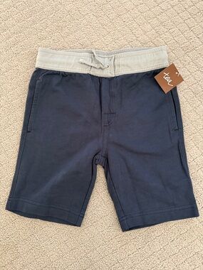 NWT Tea Collection Navy Pull-On Shorts with Contrast Waistband
